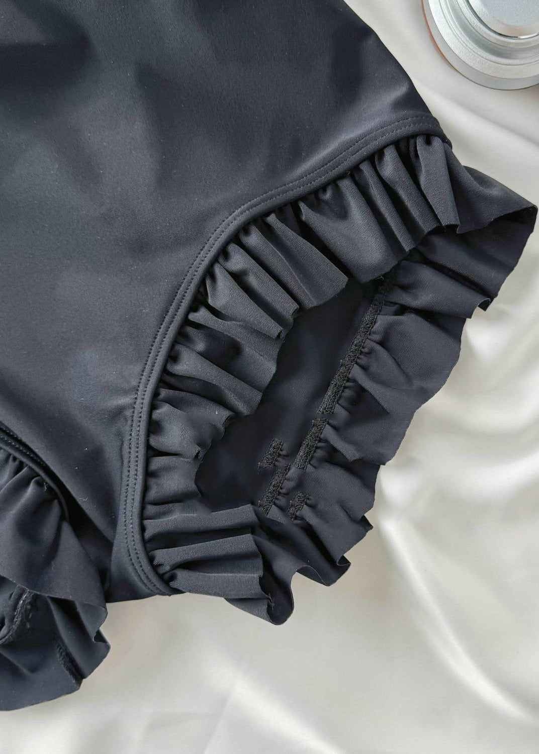 Chic Black Ruffled Tulle Patchwork Hollow Out Bodysuit