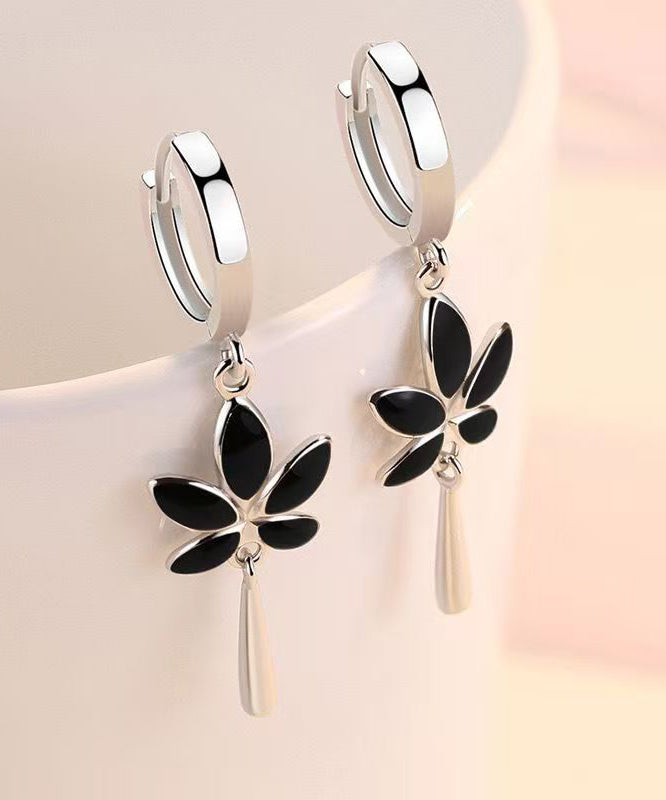 Chic Black Sterling Silver Maple Leaf Drop Earrings