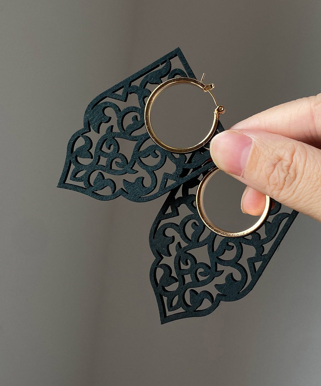 Chic Black Wooden Hollow Out Hoop Earrings