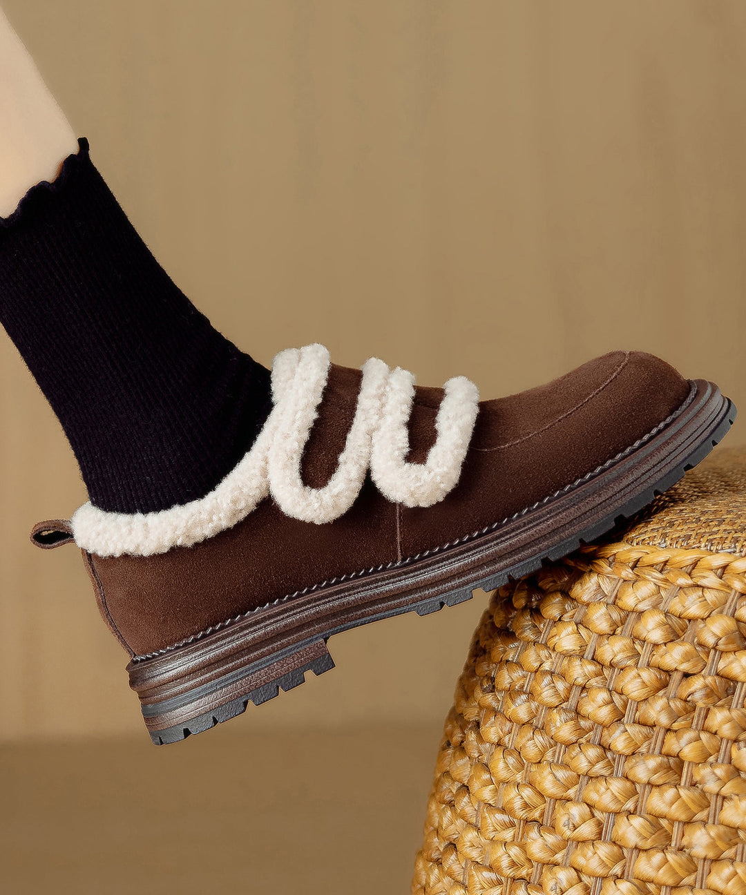 Chic Brown Fuzzy Wool Lined Splicing Suede Platform Flats