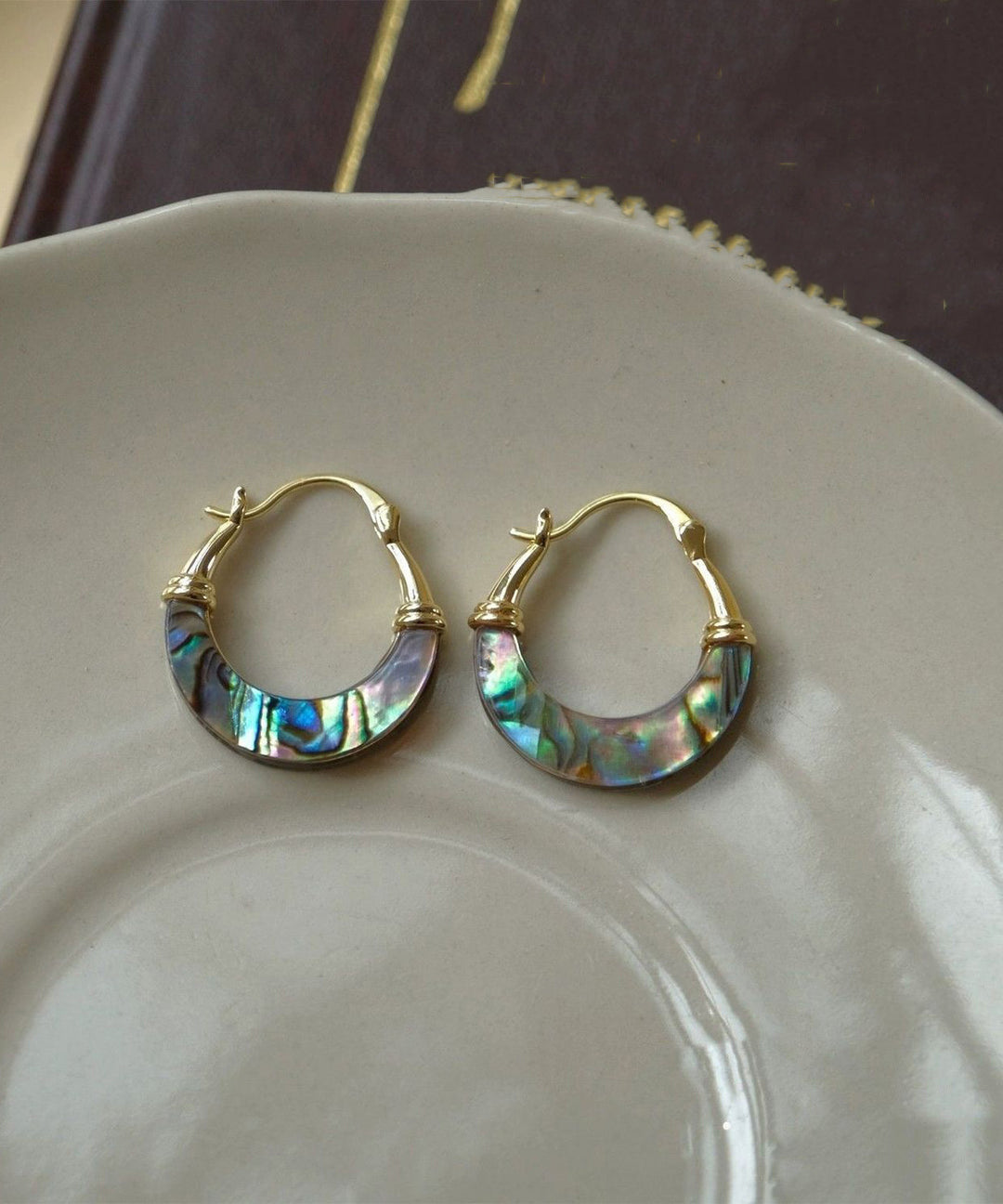 Chic Gold Copper Overgild Shell Hoop Earrings