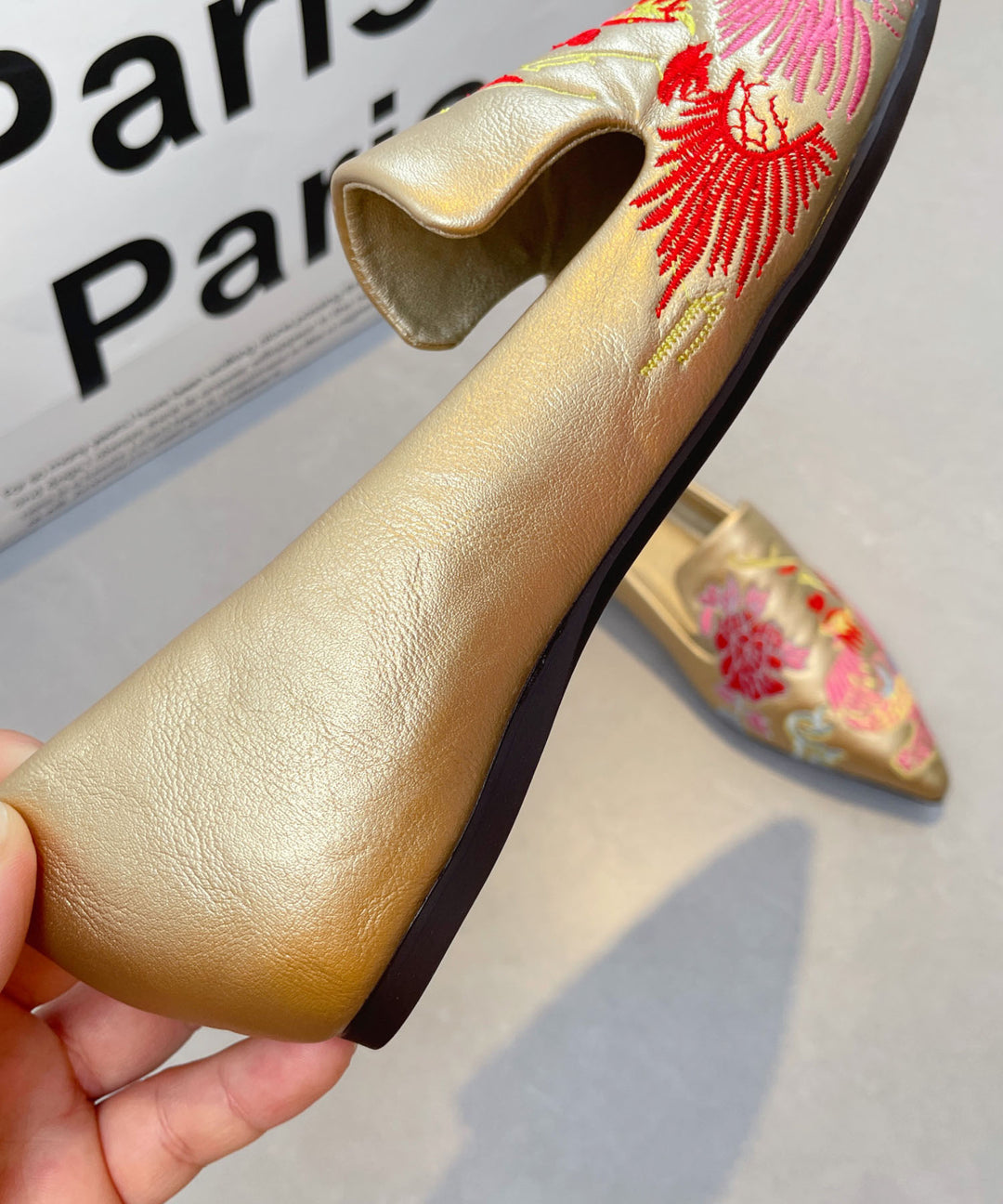 Chic Gold Faux Leather Embroidered Flat Shoes Pointed Toe For Women
