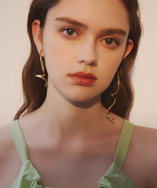 Chic Golden Low High Design Bend Design Metal Drop Earrings