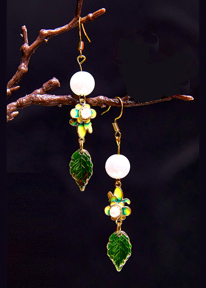 Chic Green Paintings Leaf Metal Pearl Drop Earrings