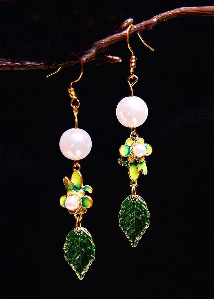 Chic Green Paintings Leaf Metal Pearl Drop Earrings