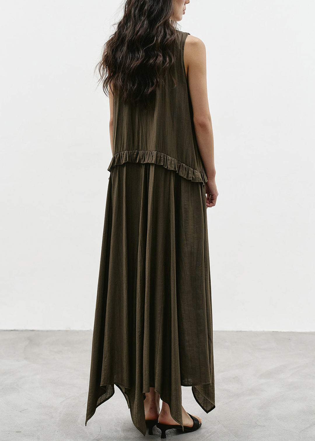 Chic Olive Green Asymmetrical V Neck Ruffled  Dresses Sleeveless