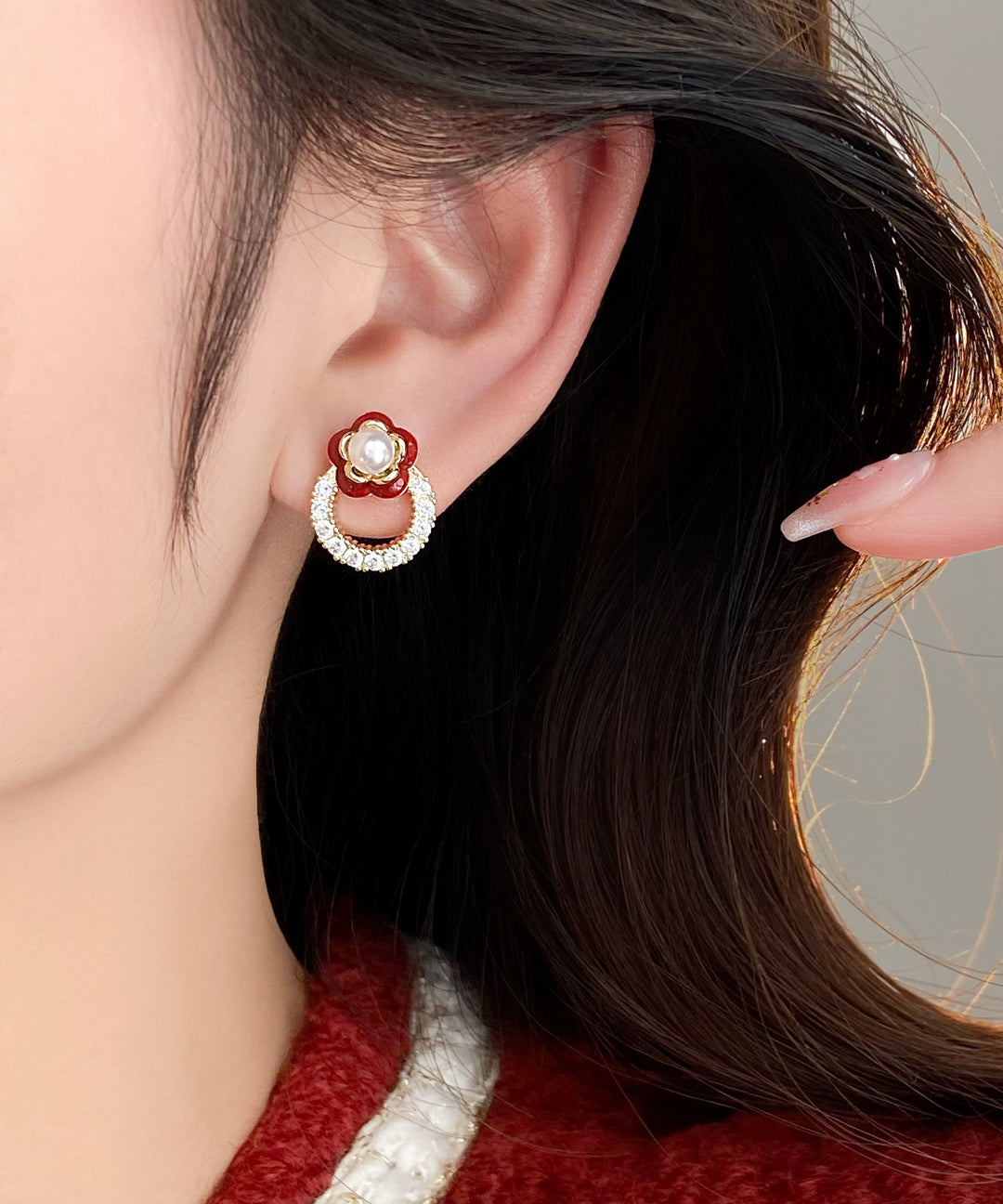 Chic Red Copper Alloy Zircon Camellia Flower Stud Earrings
