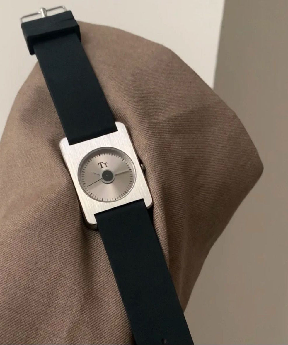 Chic Silk Silicone Rubber Quartz Movement Square Watches