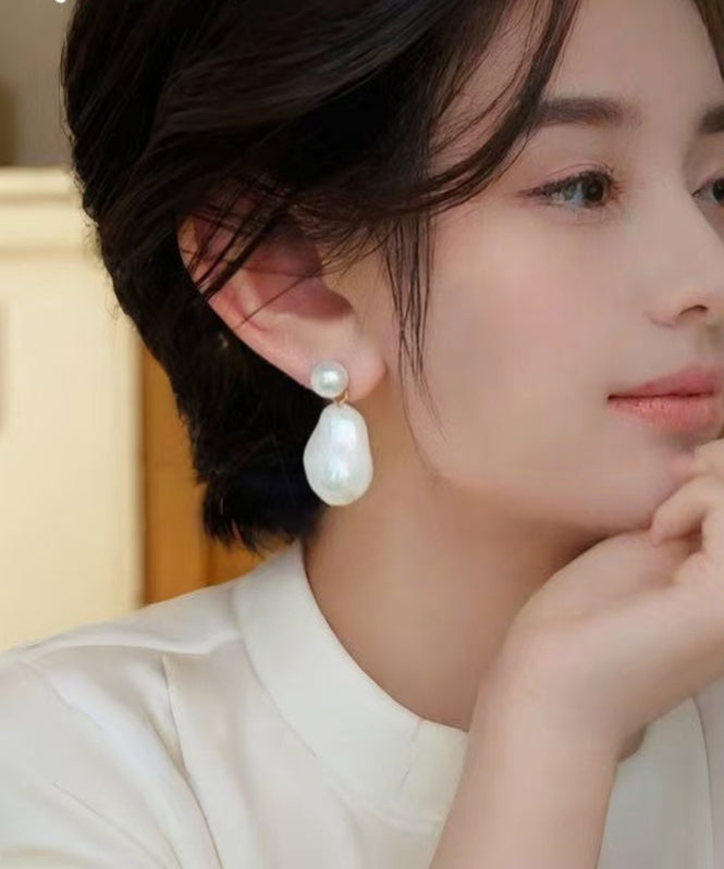 Chic White Copper Overgild Asymmetrical Pearl Drop Earrings