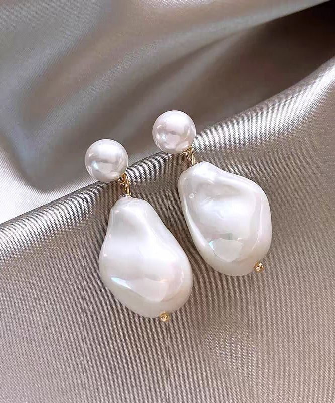 Chic White Copper Overgild Asymmetrical Pearl Drop Earrings