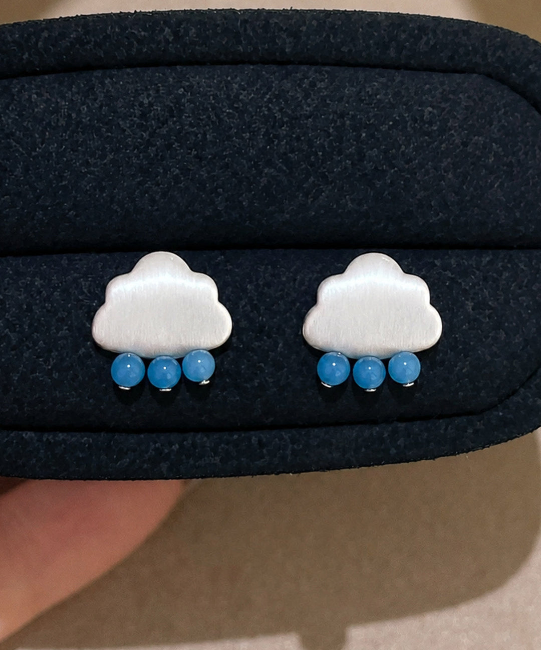 Chic White Sterling Silver Pearl White Cloud Stud Earrings