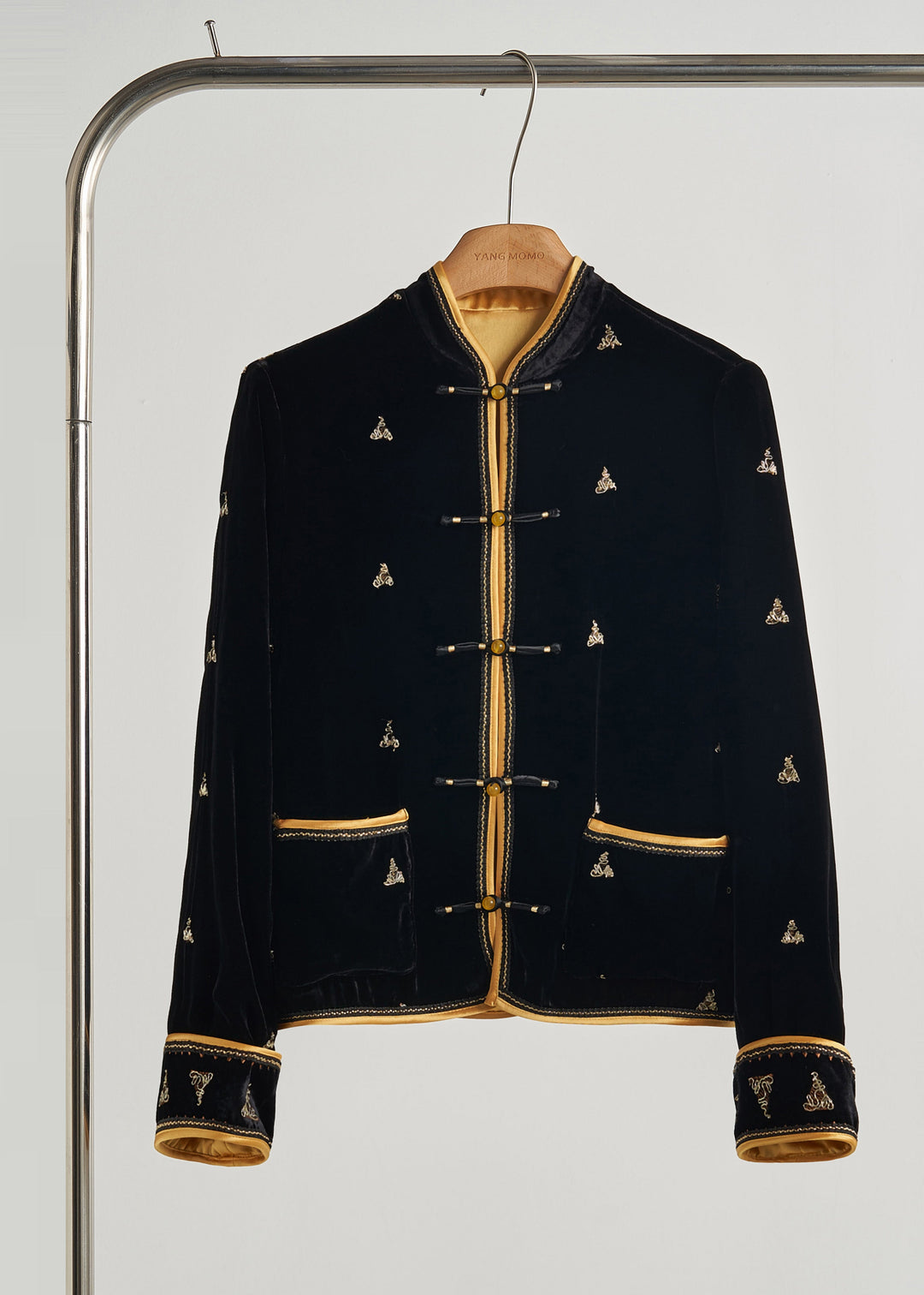 Chinese Style Black Embroidered Chinese Button Silk Velvet Coats Fall