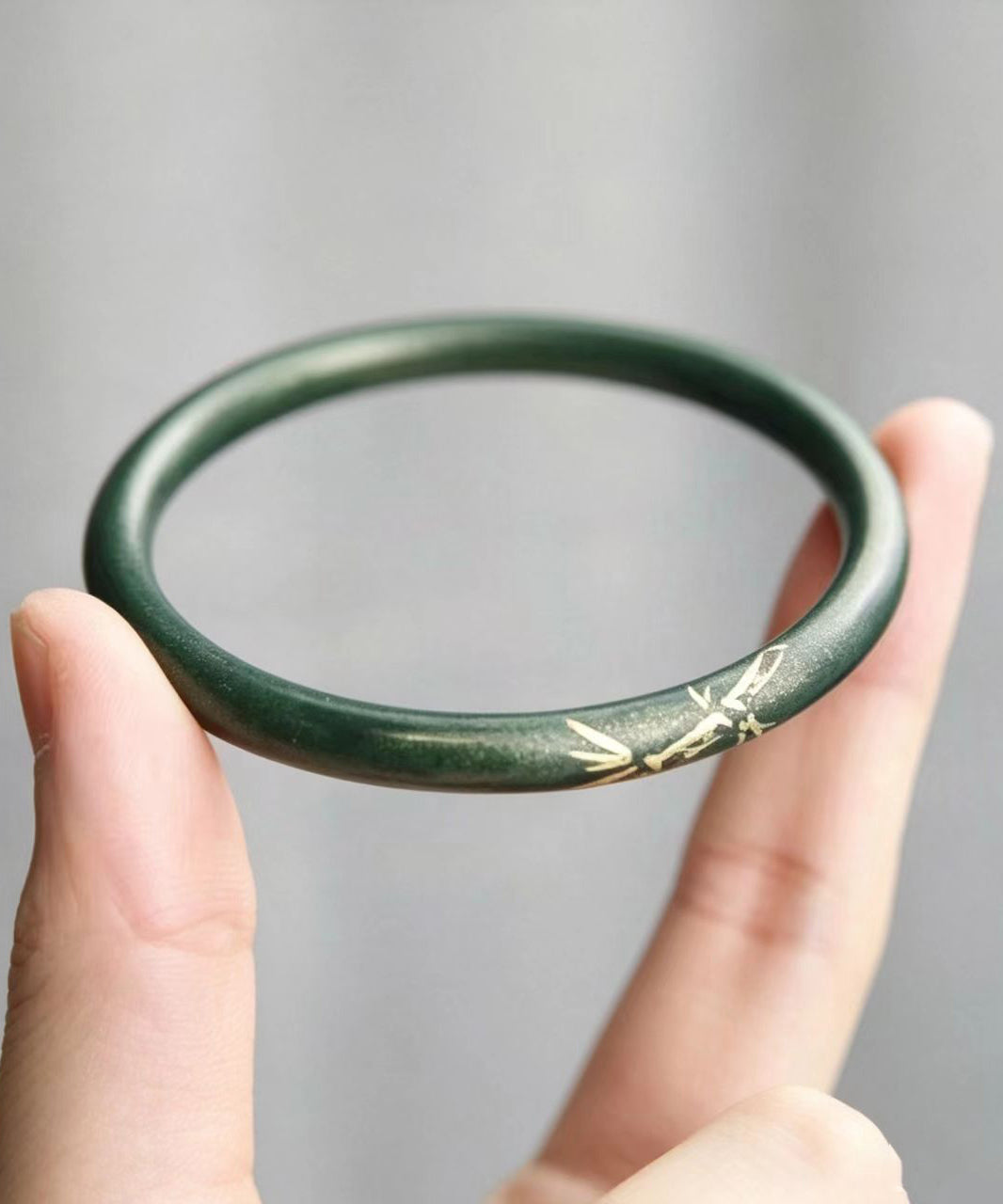 Chinese Style Dark-Green Bamboo Pattern Bangle