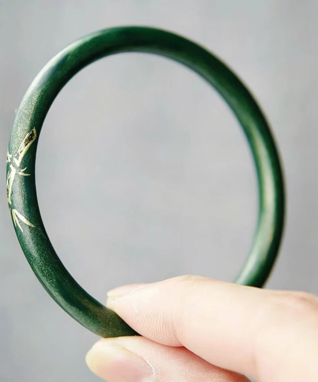 Chinese Style Dark-Green Bamboo Pattern Bangle