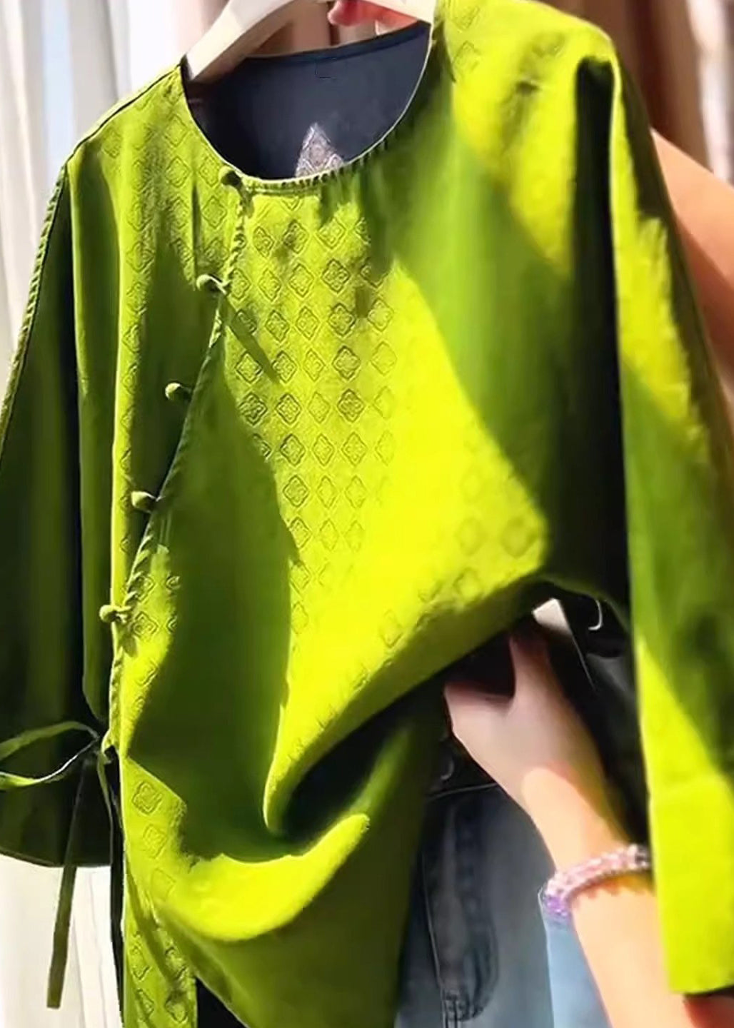 Chinese Style Green O-Neck Side Open Top Fall