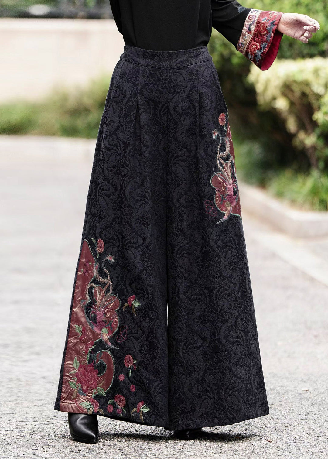 Chinese Style Navy Embroidered Pockets Cotton Pants Fall