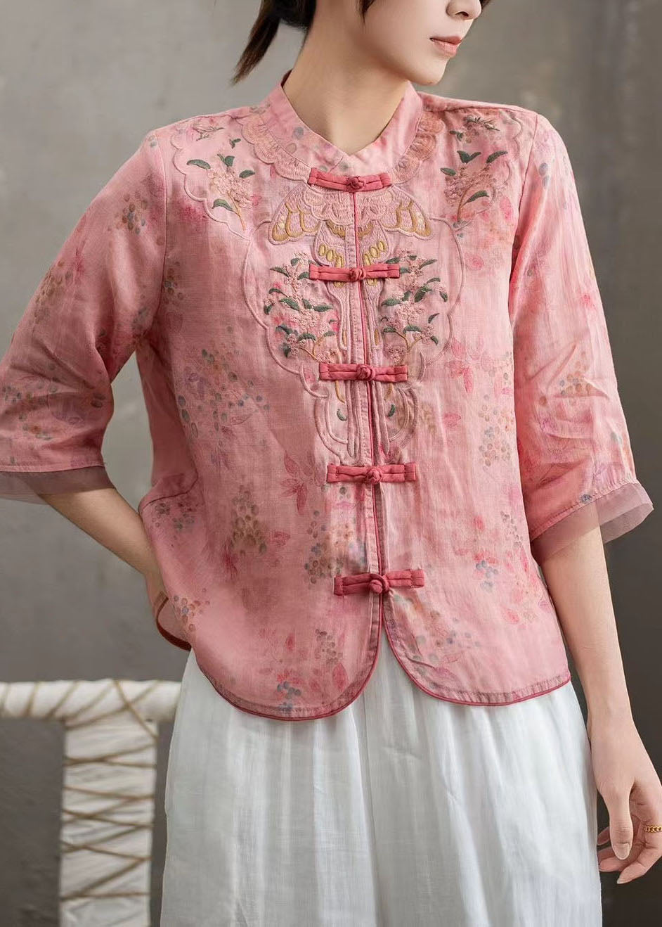 Chinese Style Pink Stand Collar Embroidered Linen Shirts Bracelet Sleeve