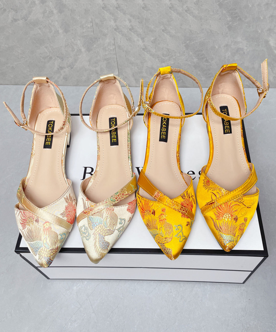 Chinese Style Yellow Embroidered Chunky Heel Sandals Buckle Strap