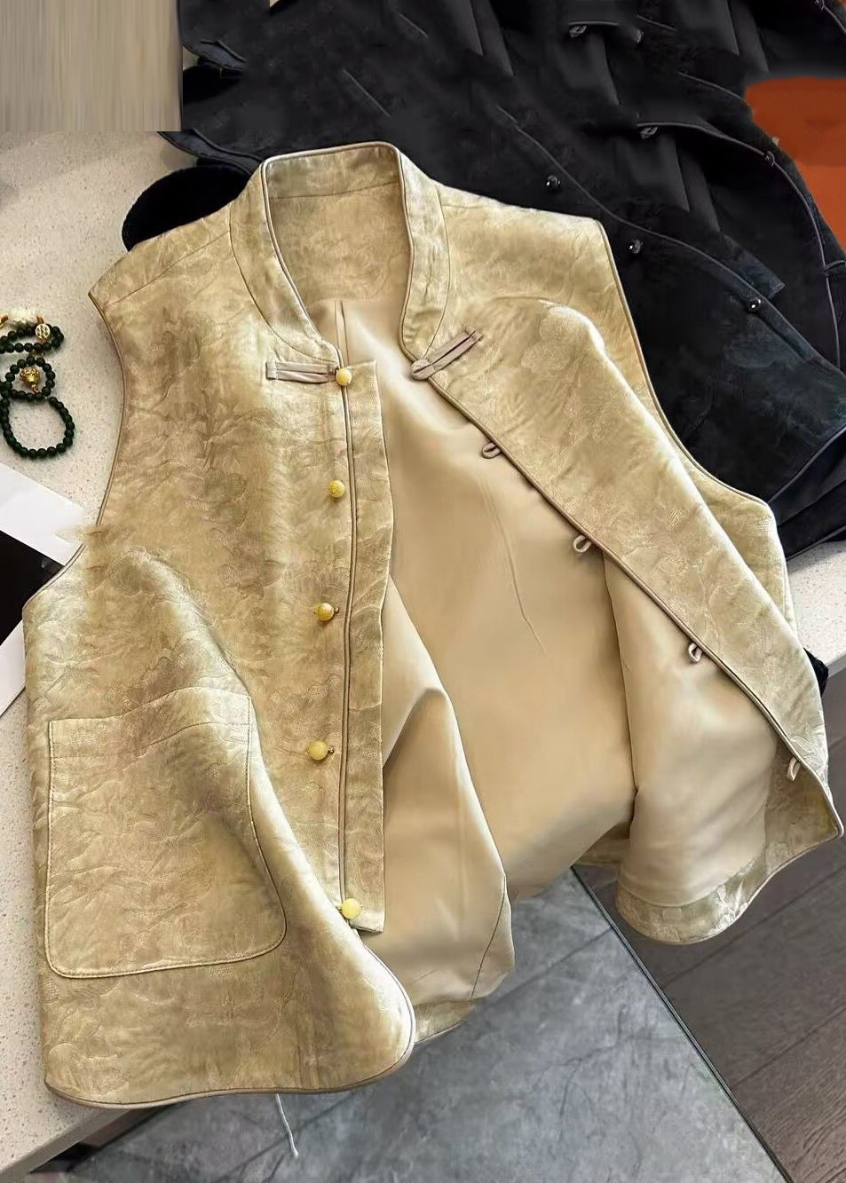 Chinese Style Yellow O-Neck Pockets Patchwork Waistcoat Sleeveless