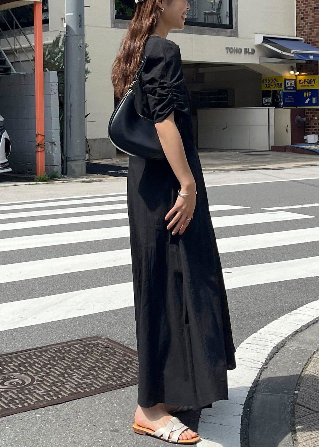 Classy Black V Neck Exra Large Hem Long Dresses Puff Sleeve