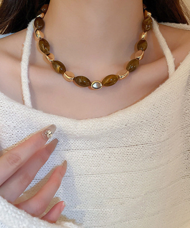 Classy Brown Elliptic Acrylic Collar Necklace - Omychic