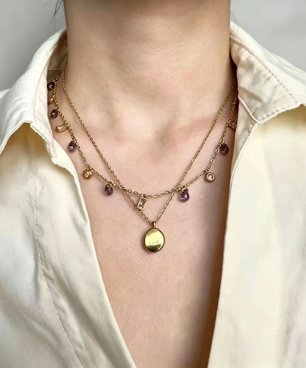 Classy Gold Czech Glass Pendant Necklace Two Piece Set