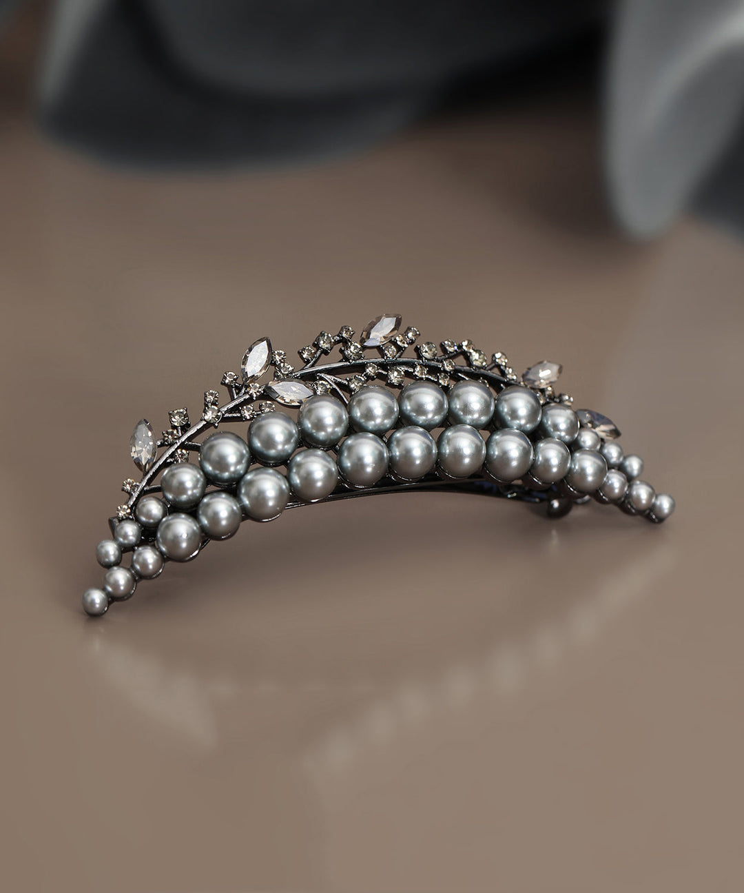 Classy Grey Alloy Pearl Zircon Crown