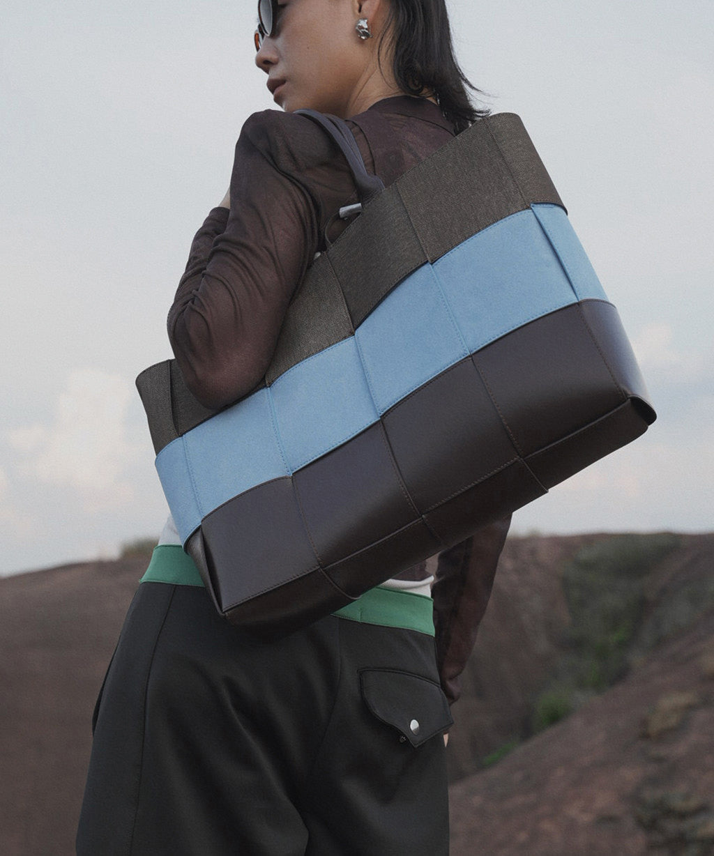 Classy Khaki Large Capacity Calf Leather Shoulder Bag