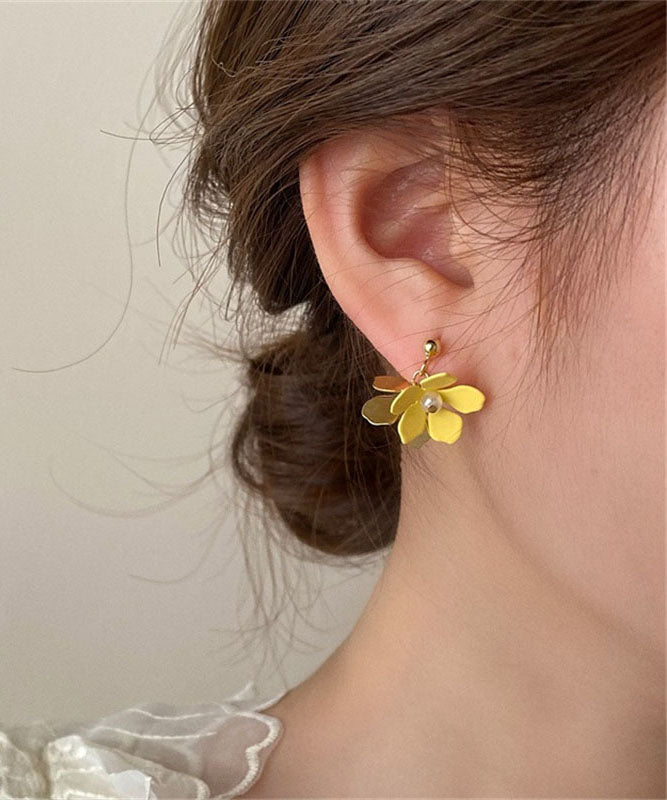 Cut Yellow Copper Overgild Asymmetrical Floral Drop Earrings
