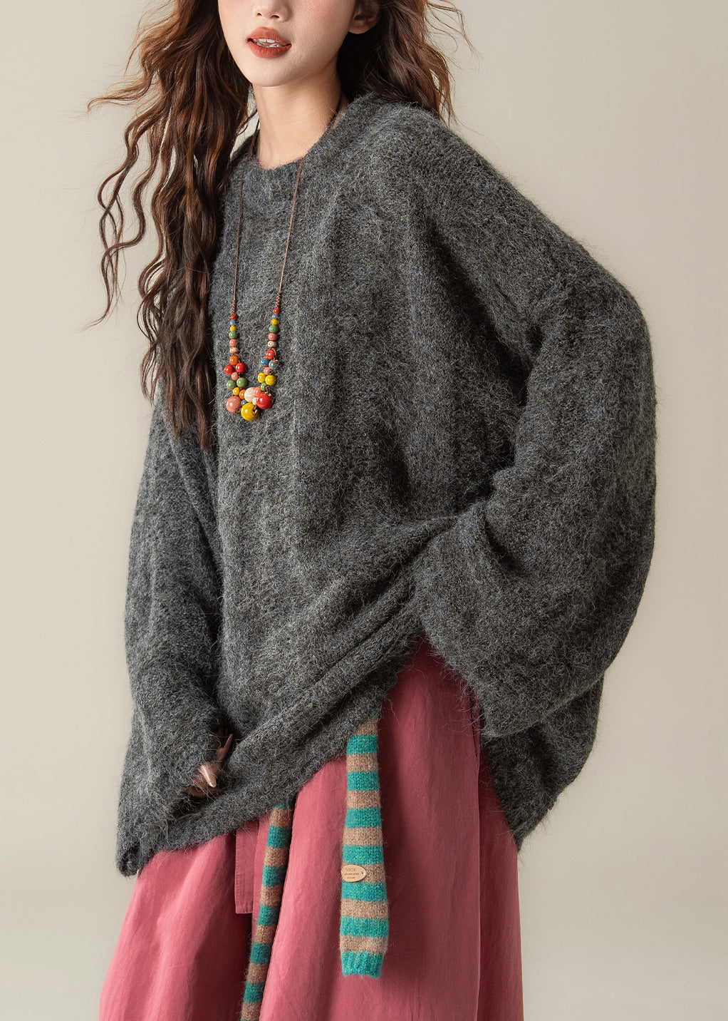 Dark Gray Solid Knit Pullover Sweater O Neck