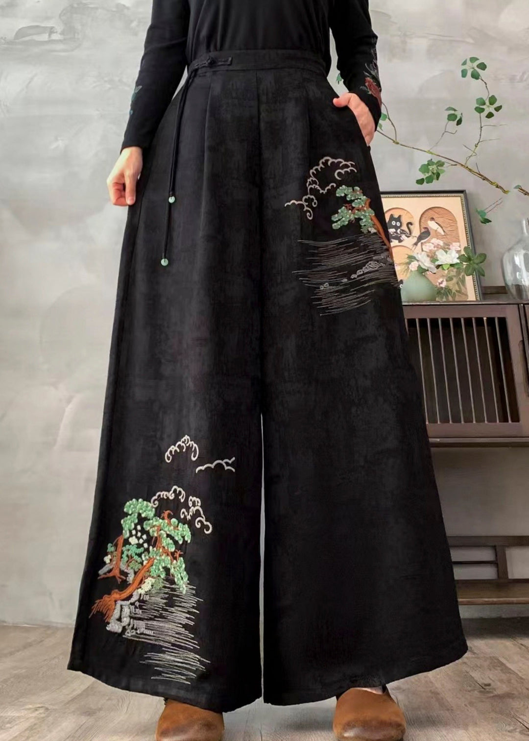 Elegant Black Embroidered Jacquard Silk Wide Leg Pants Spring
