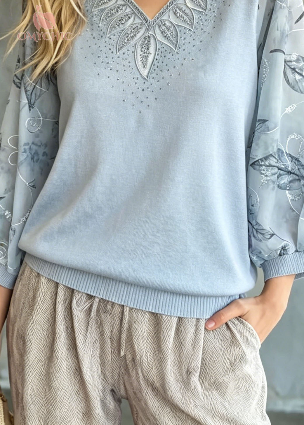 Elegant Blue Embroidered Zircon Knit Top Bracelet Sleeve