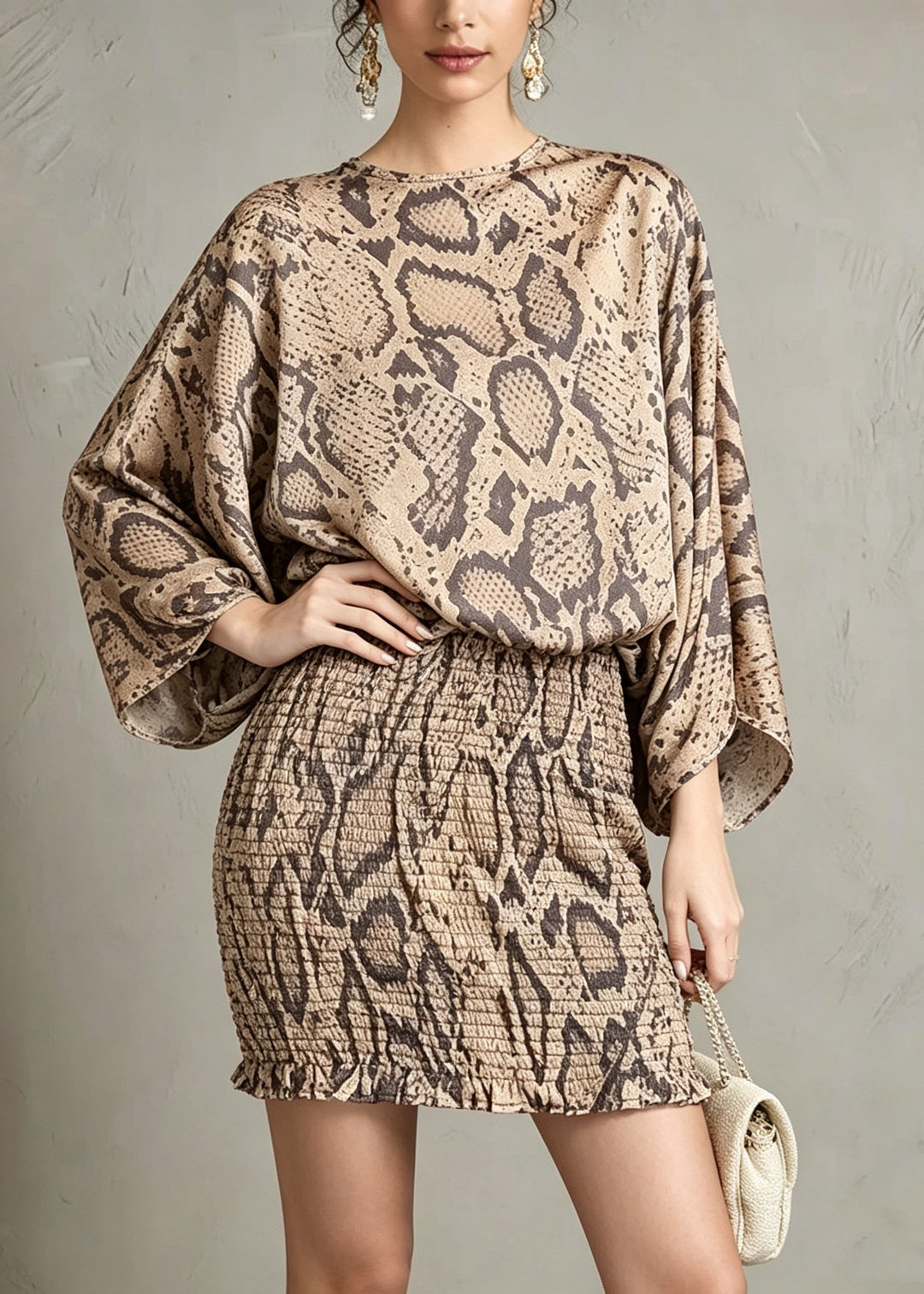 Elegant Khaki O Neck Leopard Print Chiffon Dress Batwing Sleeve