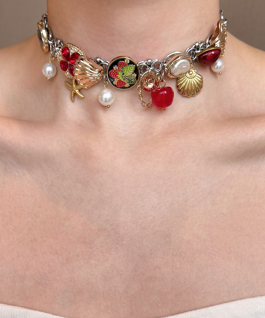 Elegant Red Strawberry Shell Pearl Adjustable Alloy Choke