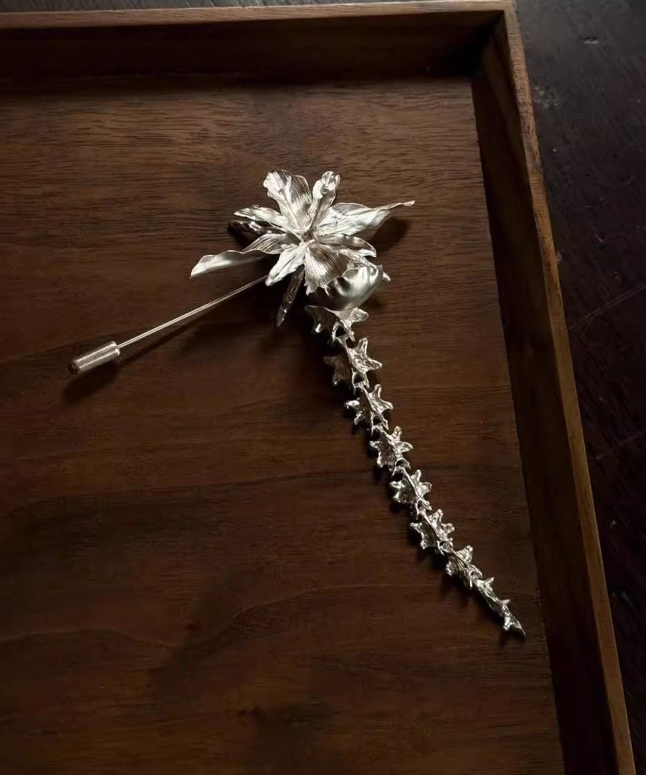 Elegant Silk Alloy Floral Tassel Hairpin