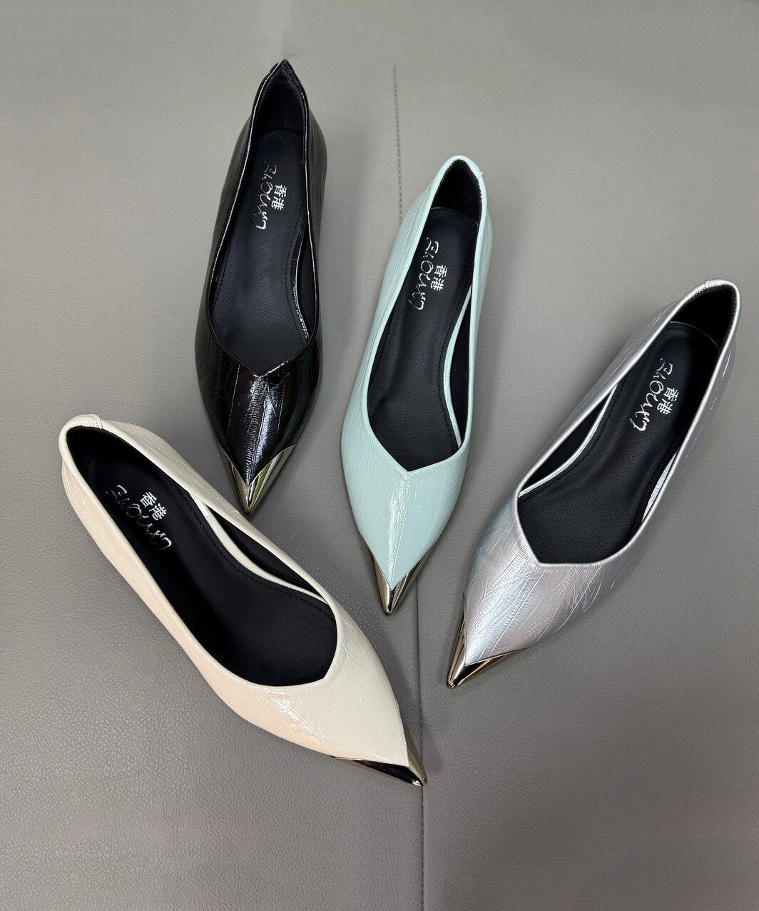 Elegant Splicing Chunky Beige Faux Leather Pointed Toe