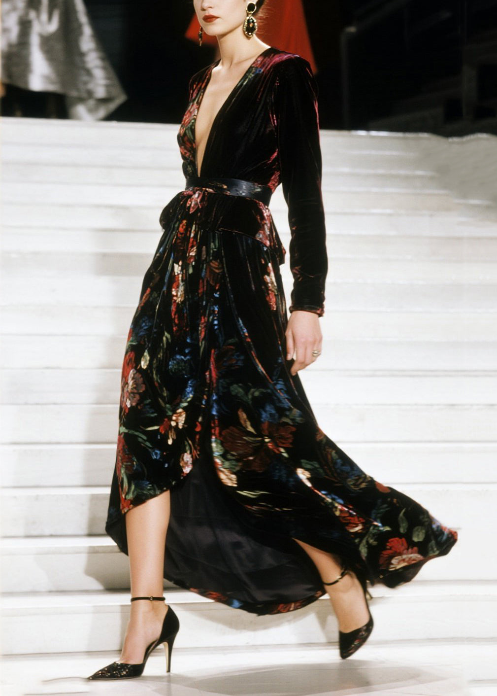 Elegant V Neck Asymmetrical Design Print Velvet Dress Fall