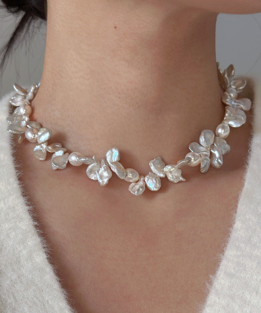 Elegant White Alloy Petal Pearl Princess Necklace
