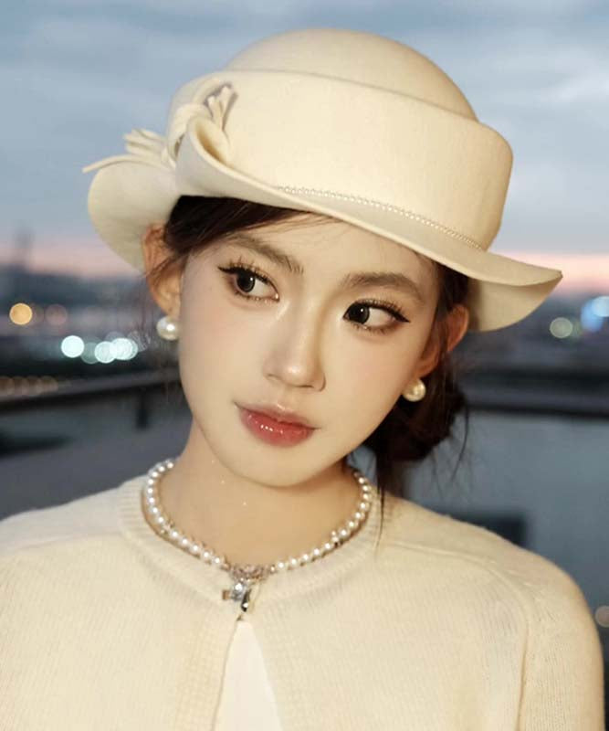 Elegant White Bow Nail Bead Woolen Bucket Hat