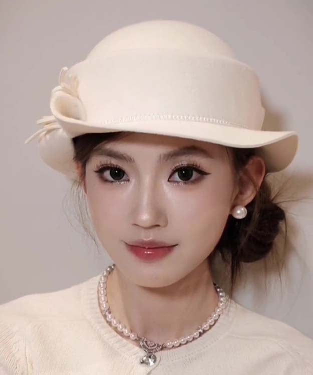 Elegant White Bow Nail Bead Woolen Bucket Hat