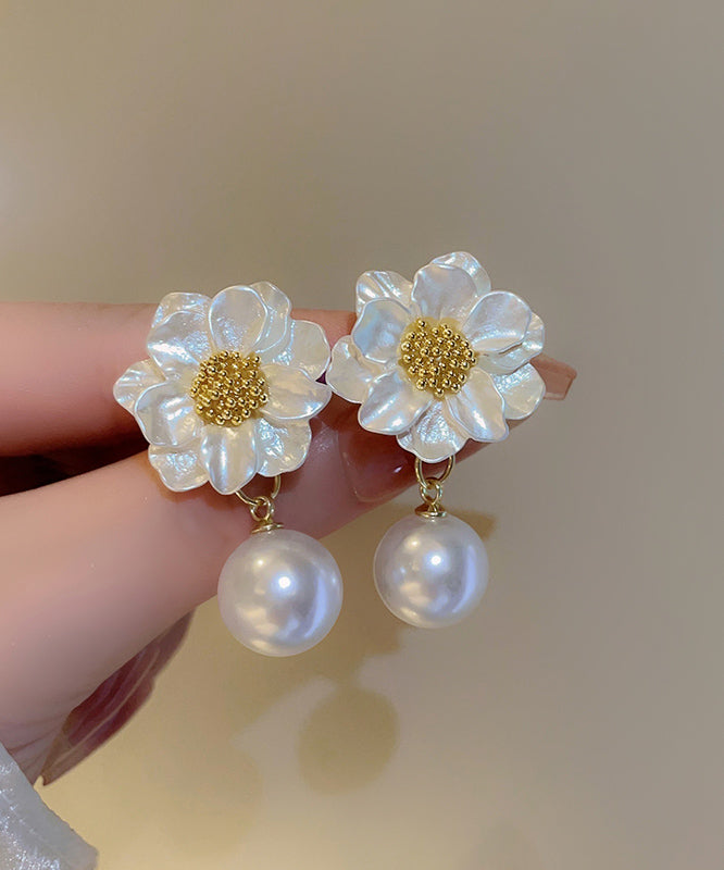 Elegant White Copper Overgild Pearl Floral Drop Earrings
