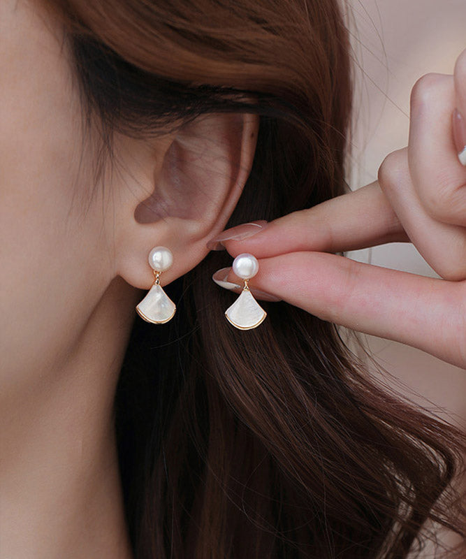 Elegant White Copper Overgild Pearl Shell Fan-Shaped Stud Earrings