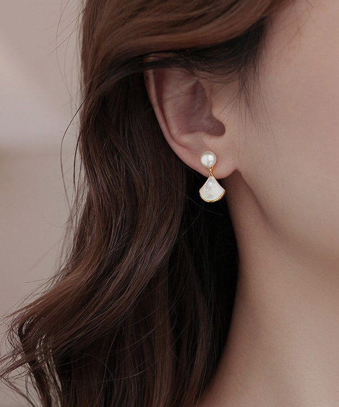 Elegant White Copper Overgild Pearl Shell Fan-Shaped Stud Earrings