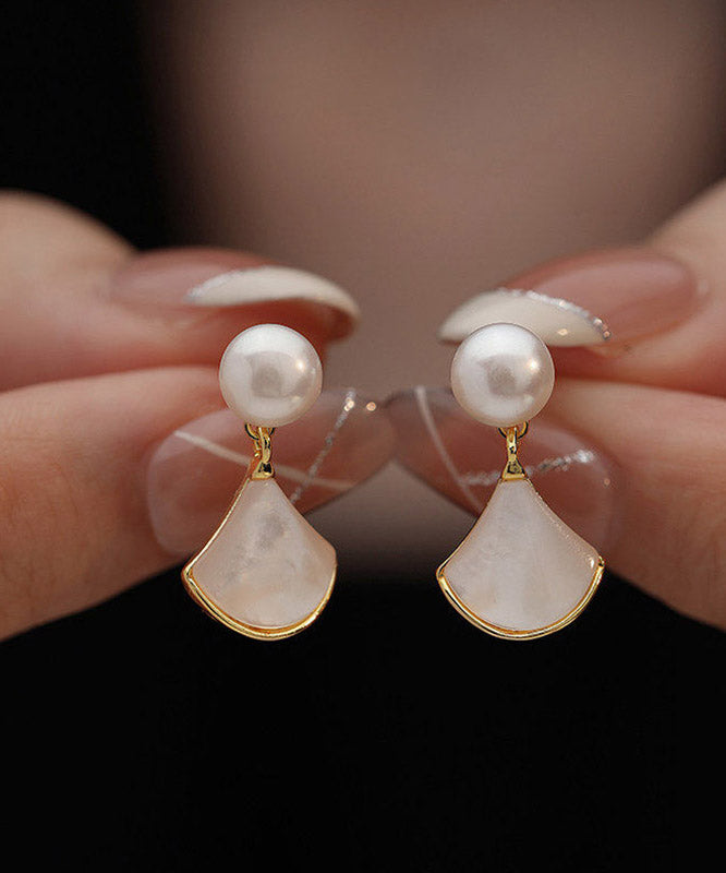 Elegant White Copper Overgild Pearl Shell Fan-Shaped Stud Earrings