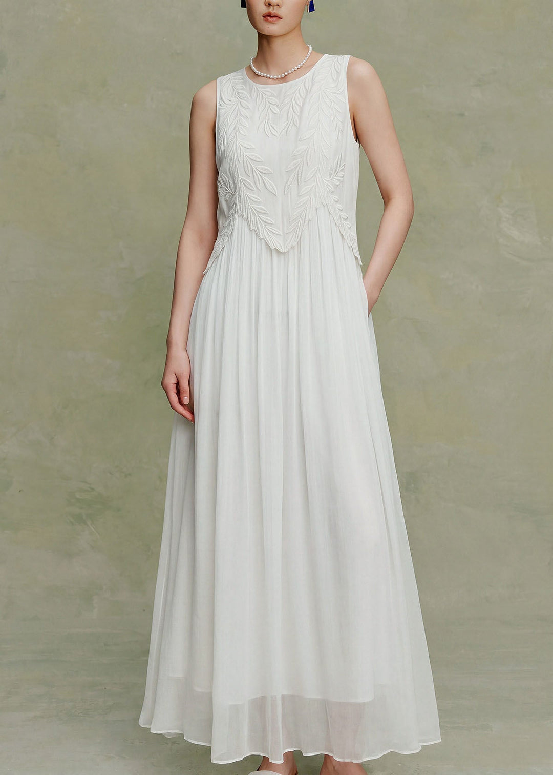 Elegant White O Neck Embroidered Silk Maxi Dress Sleeveless
