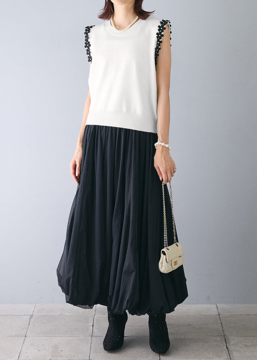 Elegant White Patchwork Flower Knit Beach Vest Sleeveless