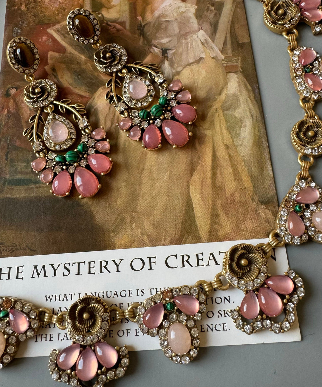 European And American Style Acrylic Collar Necklace And Drop Earrings Two Piece Set - Omychic