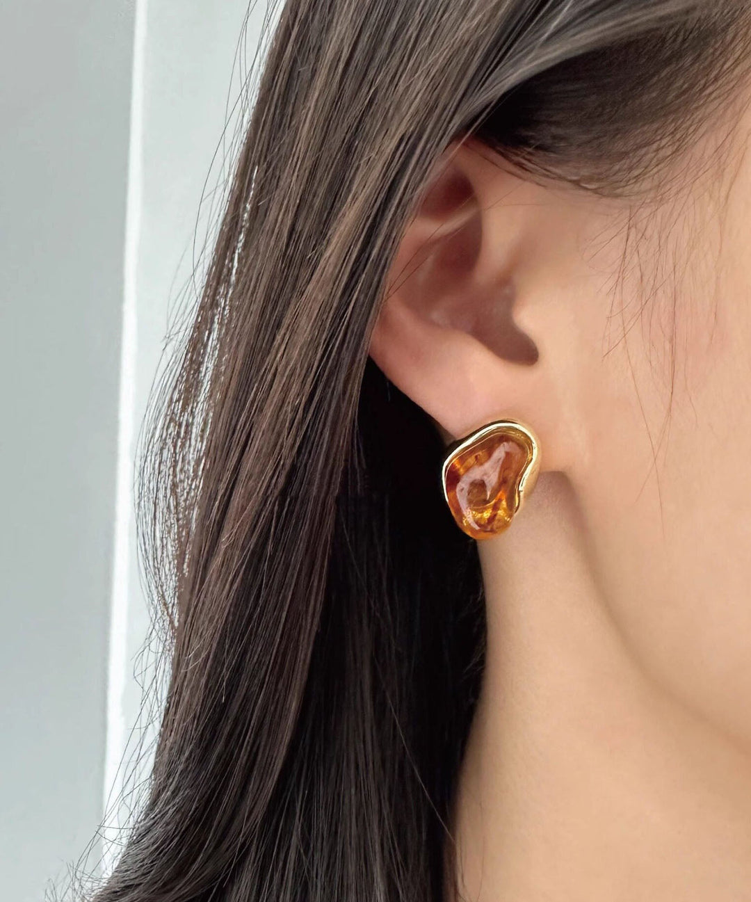 Exquisite Mint Blue Amber Asymmetrical Resin Earrings