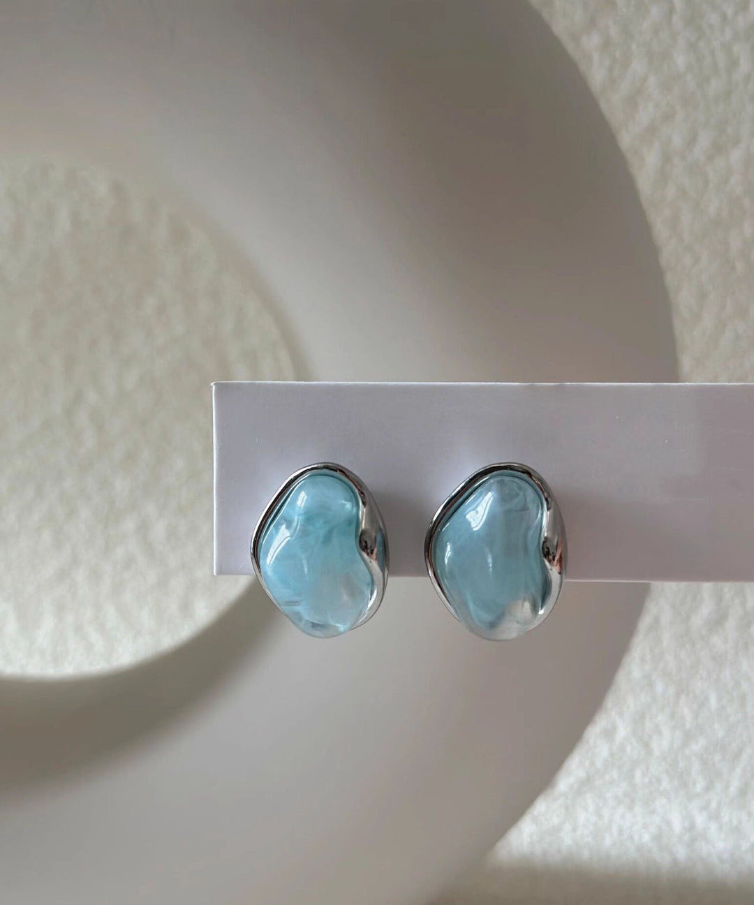 Exquisite Mint Blue Amber Asymmetrical Resin Earrings
