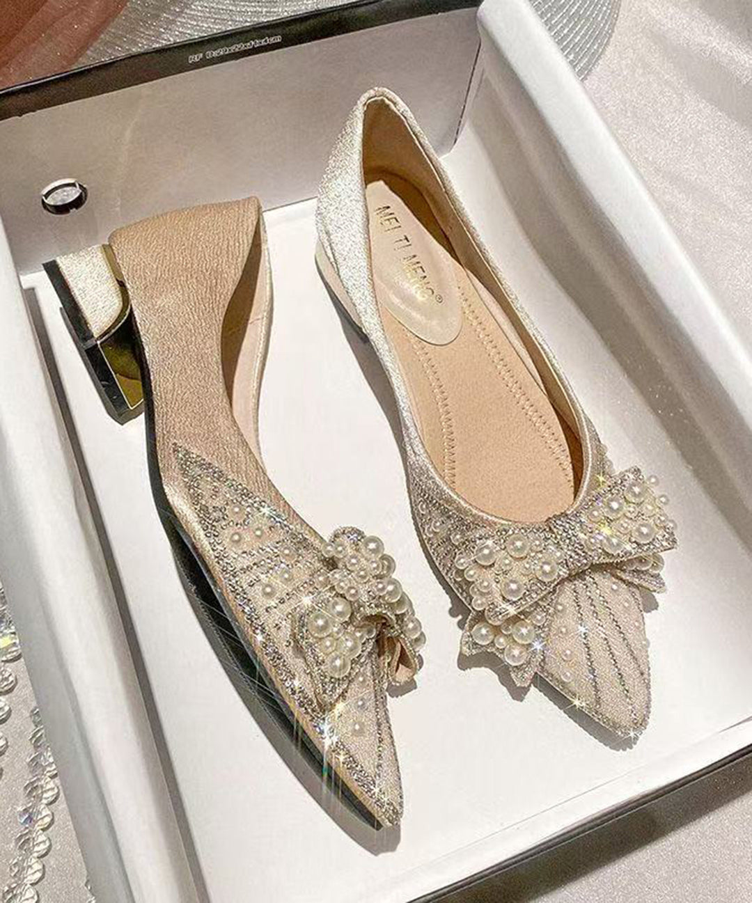 Fashion Apricot Pointed Toe Bow Pearl Zircon Low Heel Pumps